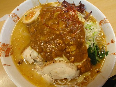 辛味噌チーズカレーらーめん