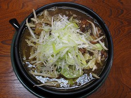 らあめん優雅　背脂坦々ねぎ