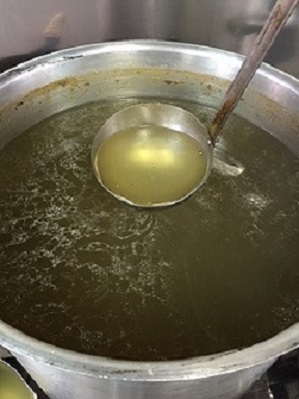 鮮魚系清湯スープ