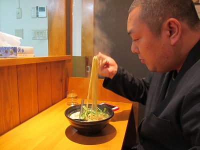 麺リフトアップ
