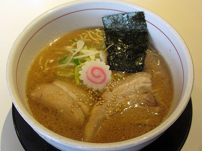 醤油らーめん