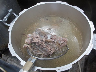 加圧後のガラ