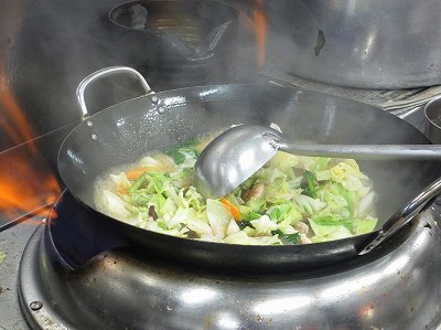 スープを加える