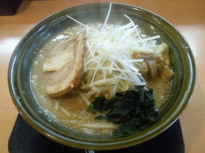 みそらーめん（もやしのせ）