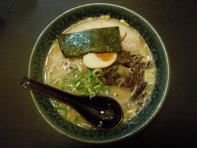 極上鶏白湯・醤油らーめん