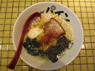 パイナップル塩ラーメン