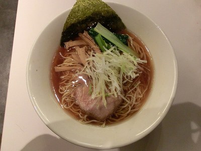 鶏と魚介の豊潤醤油ラーメン