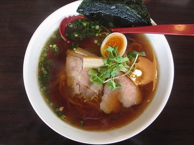 手打ちらーめん（醤油）