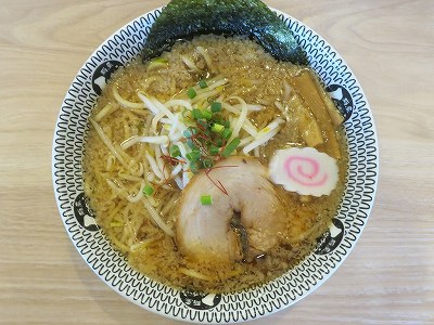 醤油らーめん