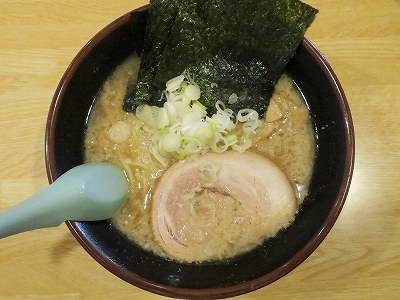 豚油ラーメン（しょうゆ）