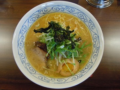 鶏骨醤油ラーメン