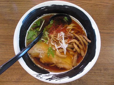 淡麗しょうゆらーめん