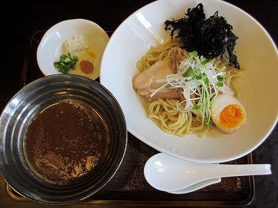 魚薫つけ麺（半玉）