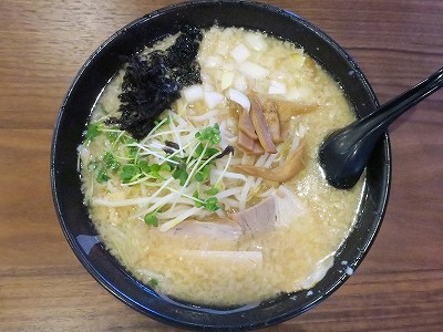 背脂みそらーめん