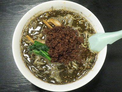 黒ゴマ担々麺
