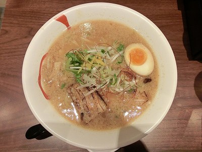 魚介豚骨しょうゆ