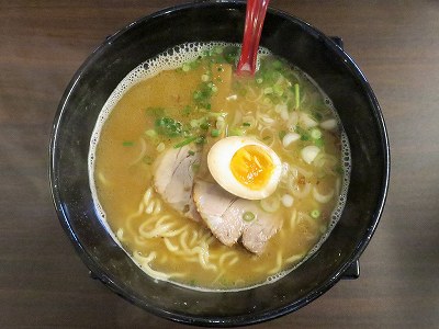 醤油らーめん（半麺）