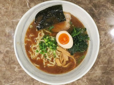 とんこつ醤油ラーメン
