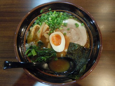 とんこつ醤油ラーメン