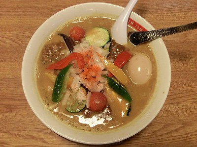 カレーらーめん（味玉）