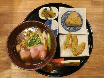 鴨まんまと鴨ねぎ餃子定食