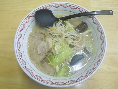 豚骨野菜ラーメン