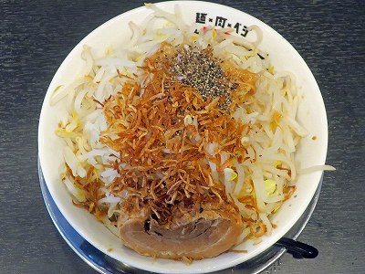 汁なしラーメン