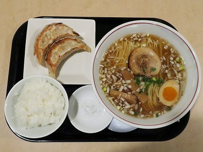 醤油ラーメン餃子セット