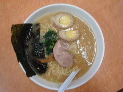 たまごラーメン