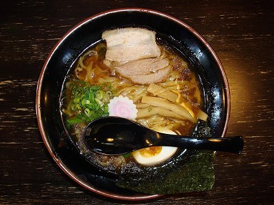 昔醤油らーめん