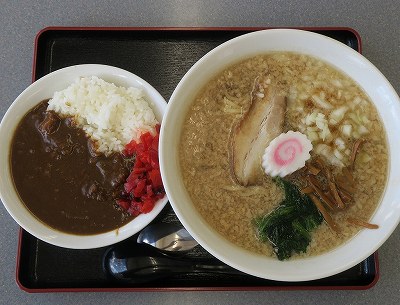 背油中華ミニカレーセット