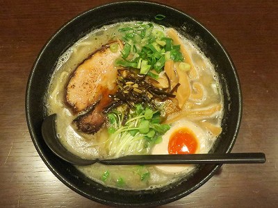 豚骨入り鶏白湯らぁめん