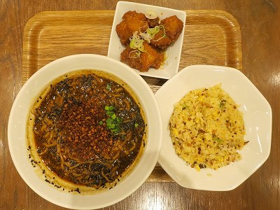 選べる麺と半チャーハンセット
