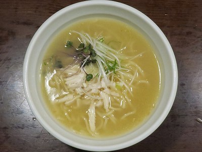 セットの鶏白湯塩らーめん