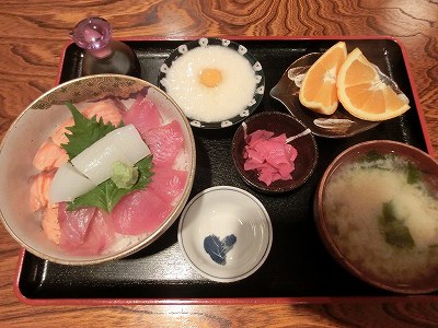 海鮮トロロ丼