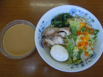 冷やし胡麻ラーメン