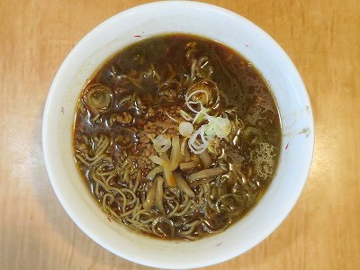 担々麺（黒ごま）