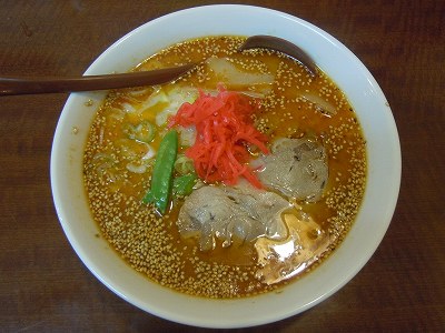 ドラゴン坦々麺