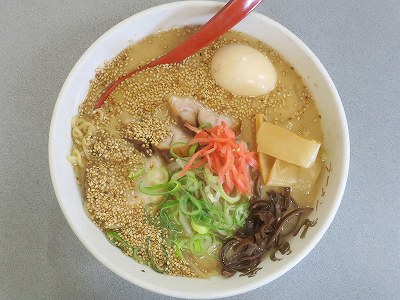 とんこつラーメン