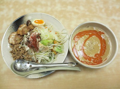 野菜ときのこの担々つけ麺