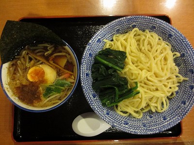 つけめん（ほうれん草）