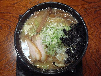 背脂醤油らぁめん