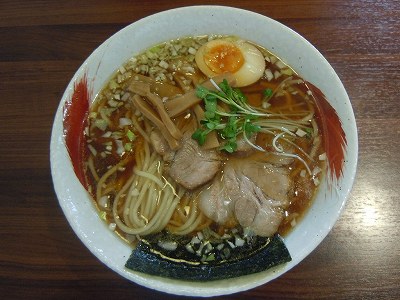 醤油らーめん