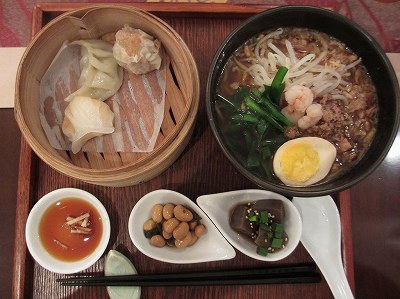担仔麺ディナーセット