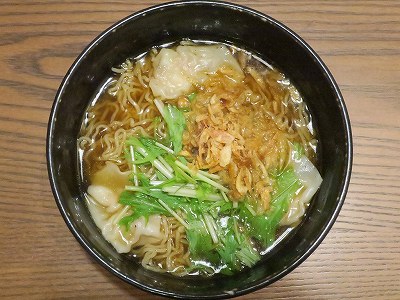 海老ワンタン麺