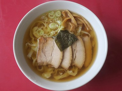定食のラーメン