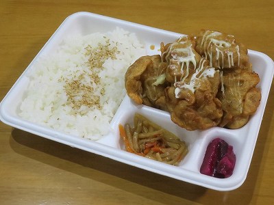 唐揚げ弁当（中）