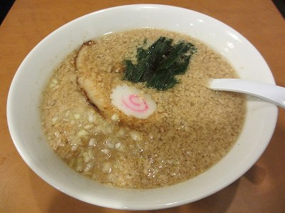 店舗提供の背脂中華（テイクアウトは冷凍版）