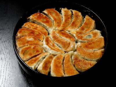 博多鉄なべ餃子