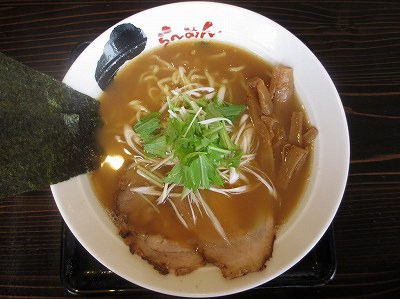 醤油らーめん